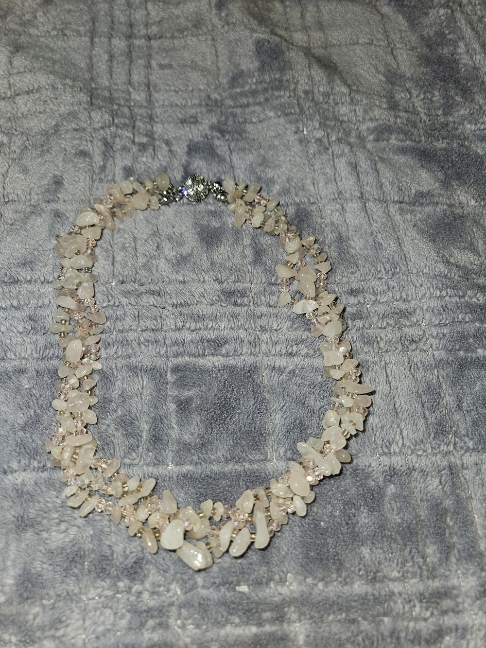 Light Coral Pink Multi-Strand Shell Chip Necklace Bracelet Earring Set - Picture 6 of 9
